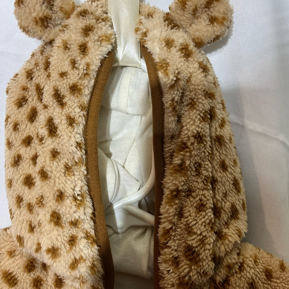 Wonder Nation Beige baby romper with brown dots, soft‎ texture, size 3-6M New - Picture 3 of 14